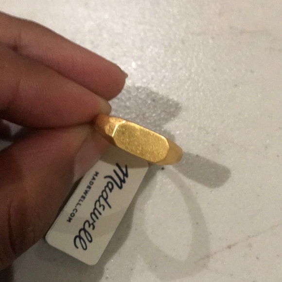 Madewell Slim Signet Ring Size 8 - Picture 3 of 3